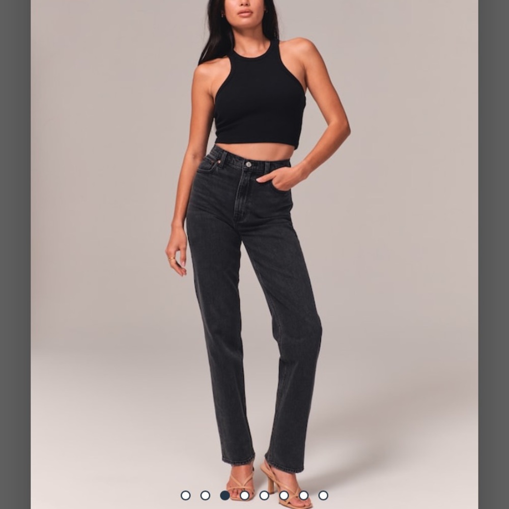 Ultra High Rise 90s Straight Jean size 24S